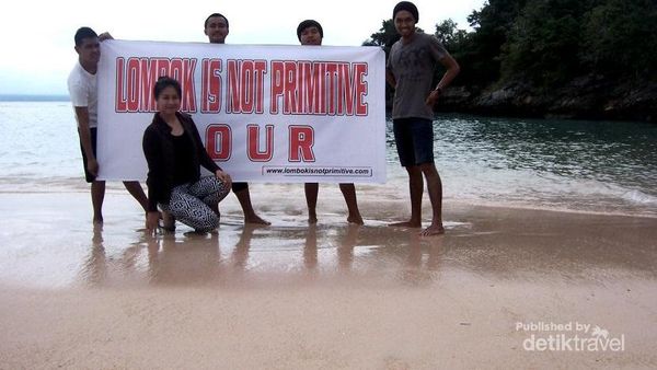 Long Weekend, Yuk ke Pantai Pink di Flores!