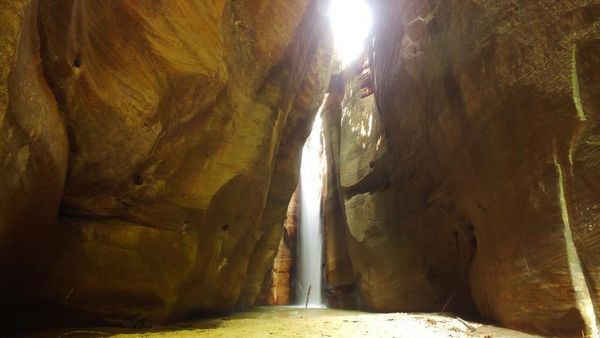 Lubuak Batang, Air Terjun Cantik yang Tersembunyi di Sumbar