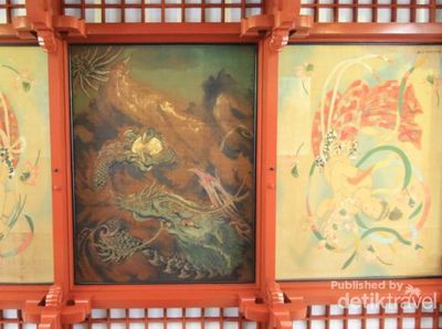 Lukisan Cantik Di langit-langit Kuil Sensoji