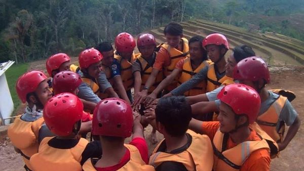 Main Air Seru di Ranto Canyon Brebes