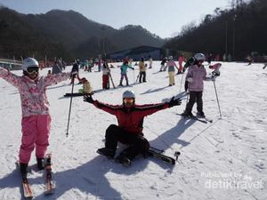 Main Ski di Negeri Ginseng, Seru!