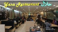 Makan di Restoran Halal Bangkok, Ini Salah Satu Rekomendasinya