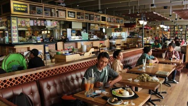 Makan Enak di Bandara Soekarno Hatta, Di Sini Tempatnya