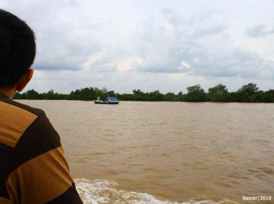 Mari Menyeberang Cepat!