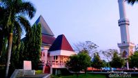 Masjid Agung An Nur Pare Kediri, Arsitekturnya Unik!