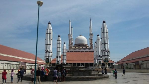 Masjid Agung Jawa Tengah yang Tak Sekadar Tempat Ibadah