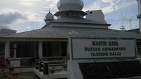 Masjid Unik di Tanjung Balai, Dibangun Tanpa Semen!