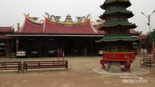 Medan Punya 2 Vihara Keren untuk Dikunjungi Saat Liburan Imlek