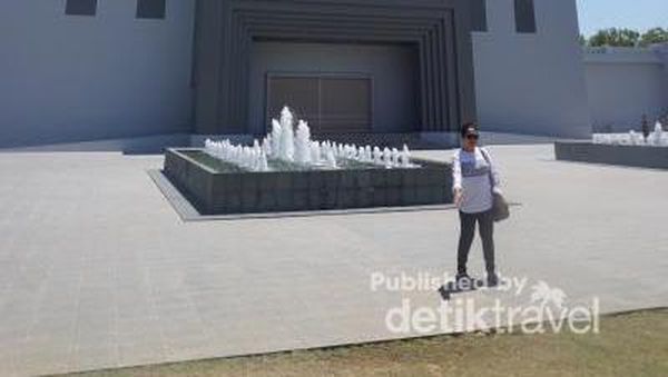 Melihat Lagi Megahnya Patung GWK