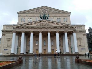 Melihat Salah Satu Gedung Opera Terbesar di Dunia