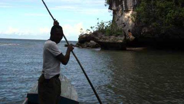 Menapaki Sejarah di Kokas