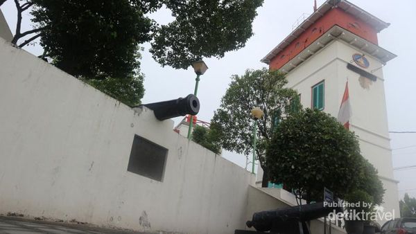 Menara Tua Saksi Sejarah Jakarta