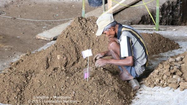 Menelusuri Misteri Manusia Kerdil di Flores