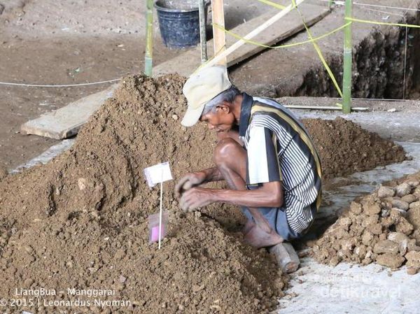 Menelusuri Misteri Manusia Kerdil di Flores