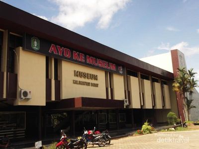 Mengenal Sejarah Pontianak di Museum Kalimantan Barat