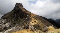 Menggapai Langit di Puncak Gunung Sibayak