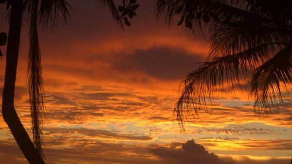 Menghabiskan Libur Pemilu dengan Sunset Cantik di Anyer