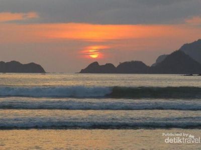 Menikmati Cakrawala Pagi dari Nusa Dua