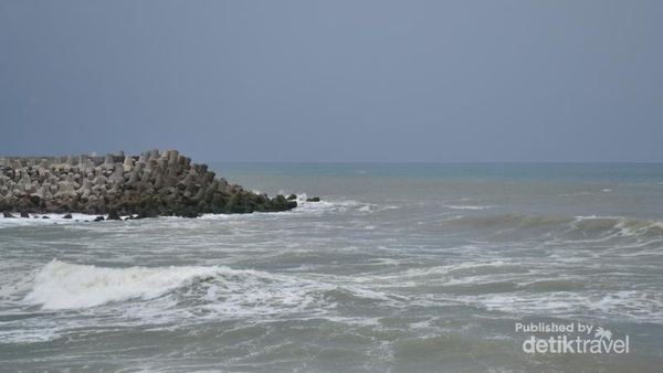 Menikmati Indahnya Sunset dan Laguna di Pantai Glagah