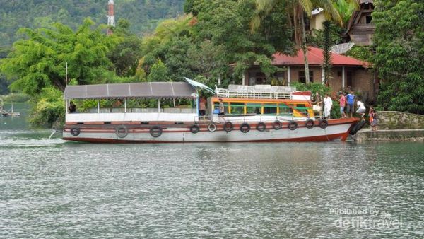 Menikmati Keindahan Pulau Samosir di Sumatera Utara