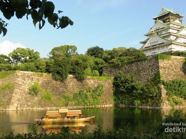 Menikmati Musim Panas di Osaka