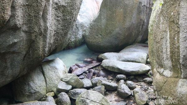 Menikmati Pesona Pantai Asia di Pulau Belitung