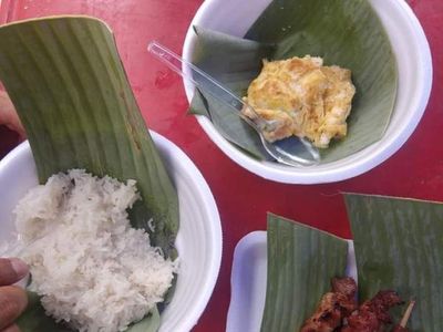 Menikmati Street Food di Ban Mixay Vientiane