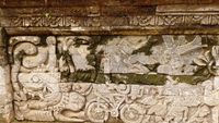 Menilik Relief yang Indah di Pura Dalem Segara Madhu