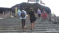 Menjajal Wahana Water Park di Yogyakarta, Seru Banget!