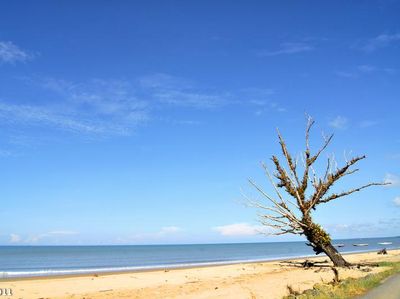 Mentari Pagi yang Sempurna di Pantai Pagatan, Kalsel