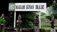 Menyambangi Makam Sunan Drajat