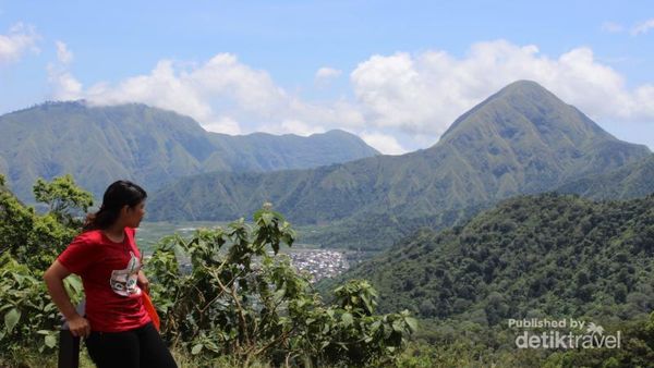 Menyentuh Atap Nusa Tenggara Barat