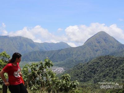 Menyentuh Atap Nusa Tenggara Barat