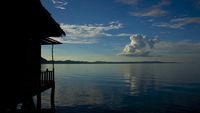 Menyepi di Ora Beach Resort