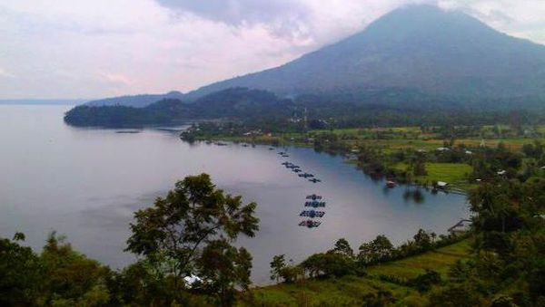 Menyibak Keindahan Danau Ranau