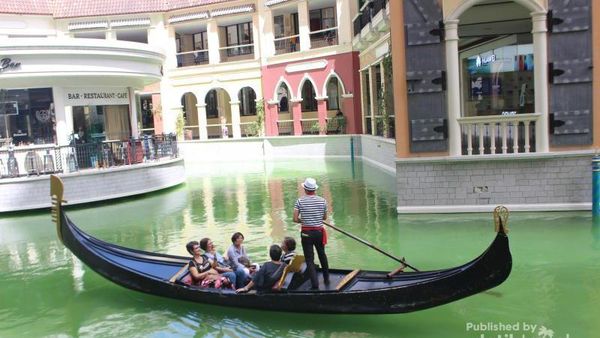 Merasakan Berada di Kanal Venesia tapi di Manila