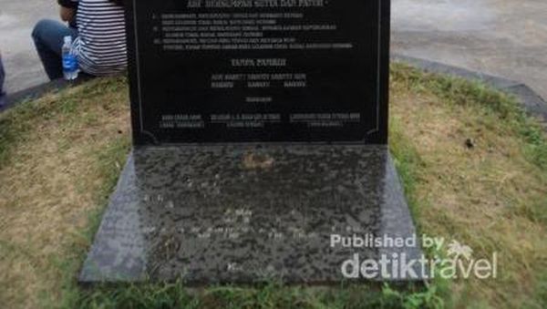 Merayakan Nyepi di Pura Pantai Ngobaran Gunungkidul