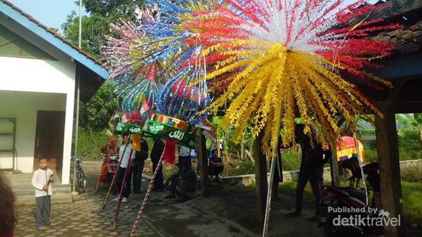 Meriahnya Tradisi Khatam Al Quran di Purworejo