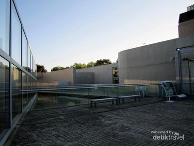 Museum Seni Kontemporer Kyoto, Pecinta Arsitektur Wajib Datang!