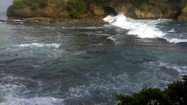 My Best Adventure in Karang Copong and Canoying Sungai Cigenter!