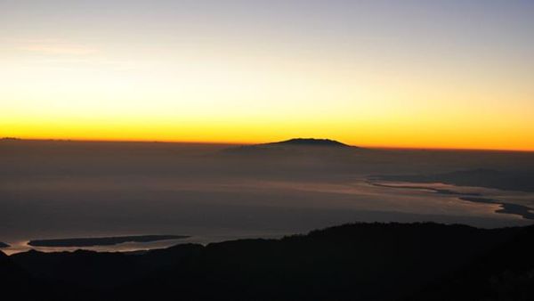 Naik Gunung Rinjani, Tak Cukup Sekali!
