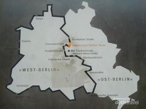 Napak Tilas Reruntuhan Tembok Berlin