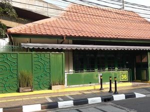 Nikmatnya Mie Ayam Legendaris di Jakarta