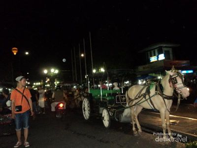 Nongkrong Cantik Malam Hari di Yogyakarta