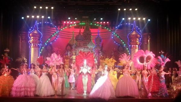 Nonton Ladyboy, Sampai Nonton Gajah di Bangkok