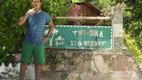 Ora Beach, yang Mendunia dari Maluku
