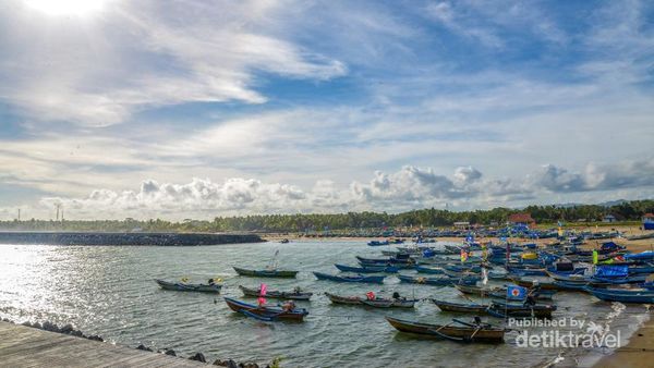 Pangandaran Dalam Kamera
