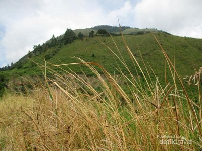 Panorama Gunung Sipiso-piso yang Indah Nian