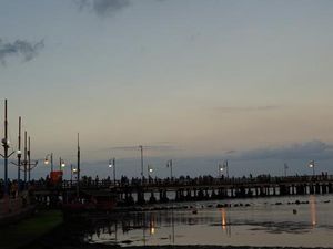 Pantai Ancol Saat Senja