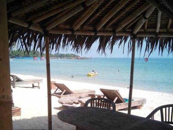 Pantai Bandengan, Satu Lagi Pesona Pesisir Utara Jawa